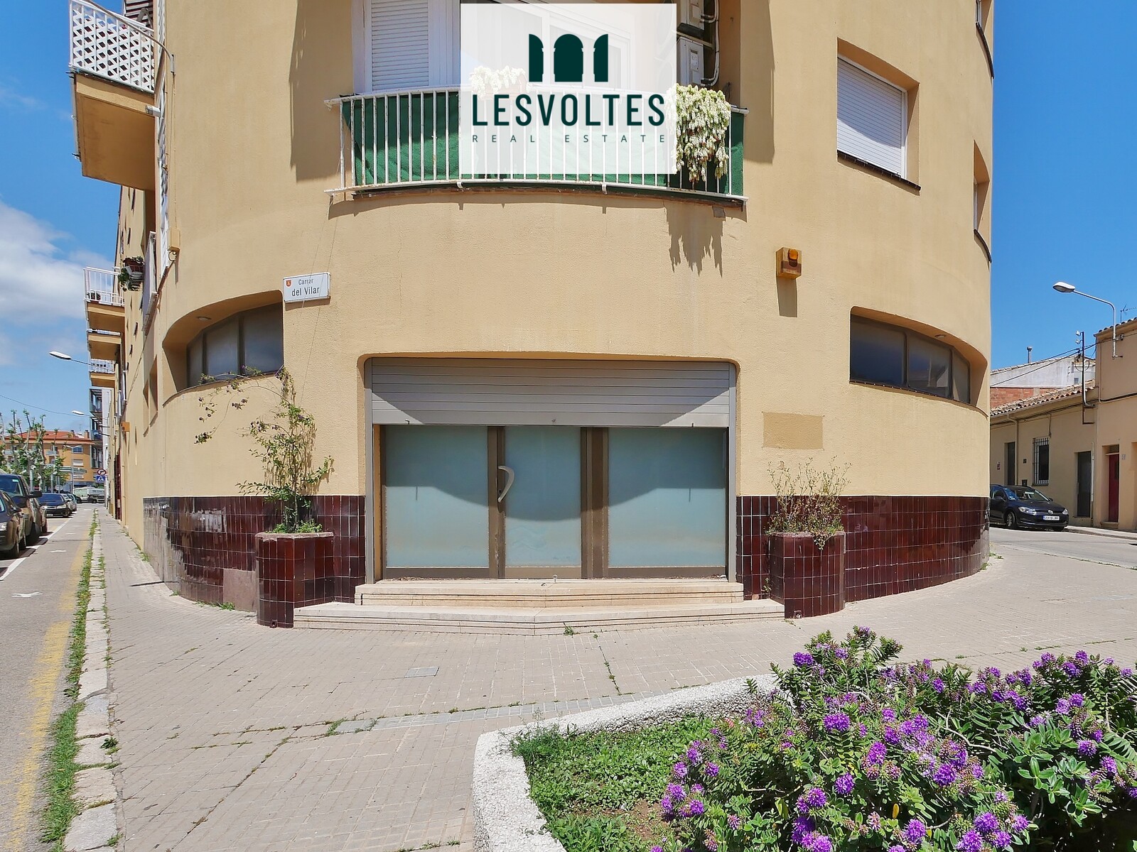 EN VENTA AMPLIO LOCAL ESQUINERO DE 120 M² SITUADO EN PALAFRUGELL