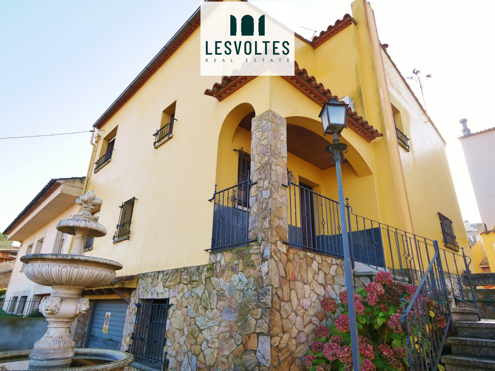 MAGNÍFICA CASA EN ZONA RESIDENCIAL EN VENTA EN PALAFRUGELL